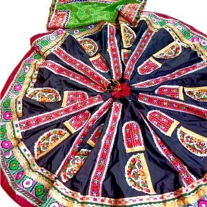 Black and Pink Chanyacholi