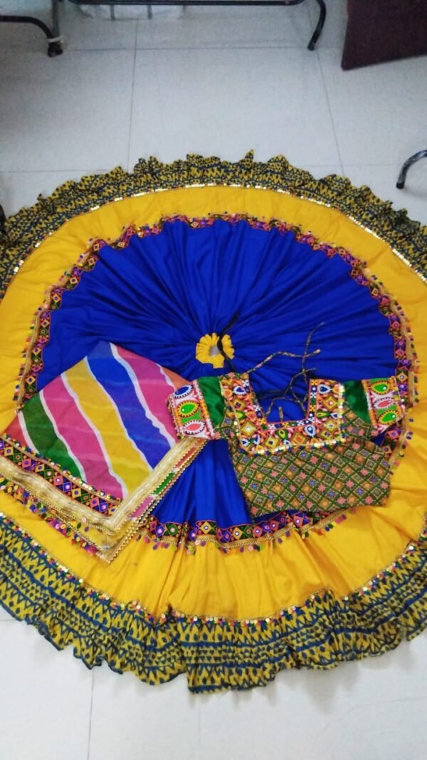 Blue and Yellow Chanyacholi