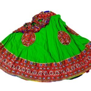 Green Chanyacholi With Gujarati Border and Side Design