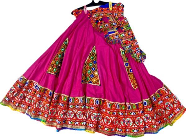 Pink Chanyacholi with Gujarati Border and Side Design