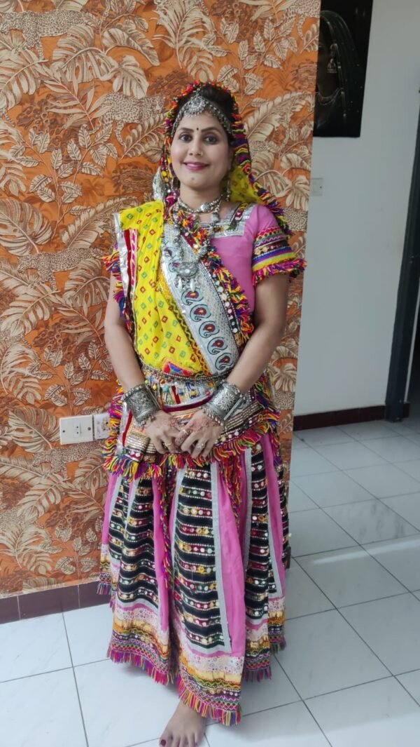 Pink and Black Chanyacholi - Image 2