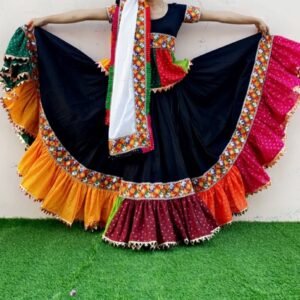 Black with Colourful Border Chanyacholi