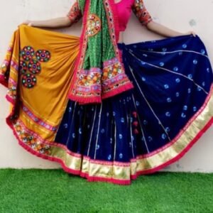 Half Blue and Half Orange Chanyacholi