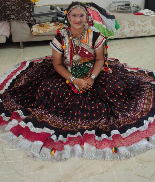 Black Chanyacholi with Red Accent