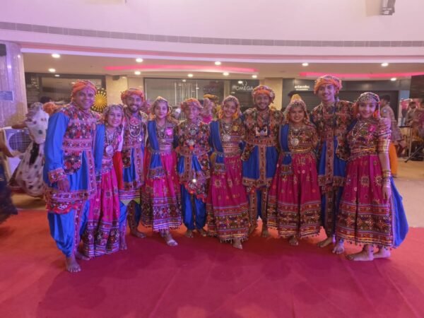 Pink and Blue Chanyacholi - Image 2
