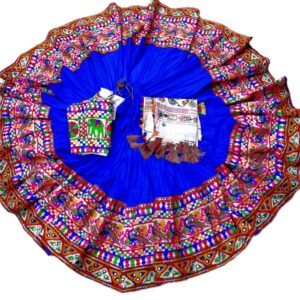 Blue and White Chanyacholi
