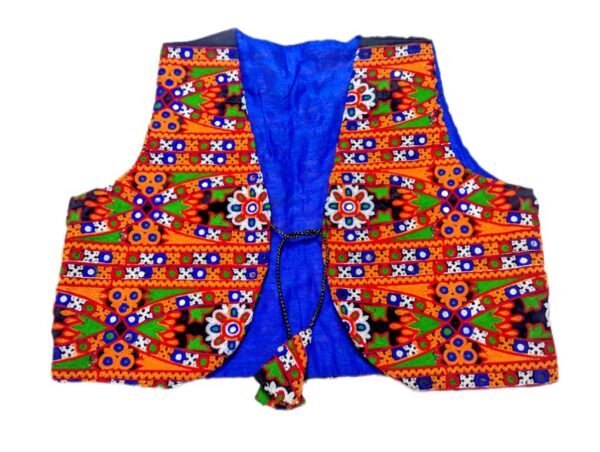 Short Sleeveless Coatie