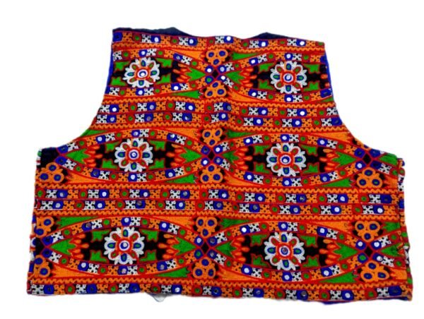 Short Sleeveless Coatie - Image 2