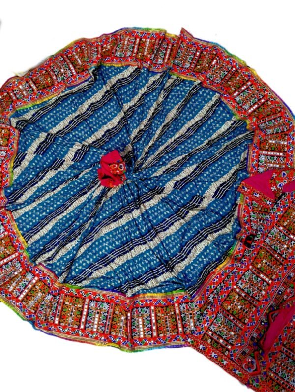 Chanyacholis with Long Embroidered Jacket/Coat - Image 12