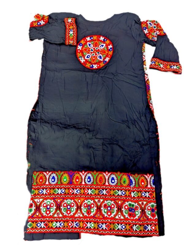 Chanyacholis with Long Embroidered Jacket/Coat - Image 8