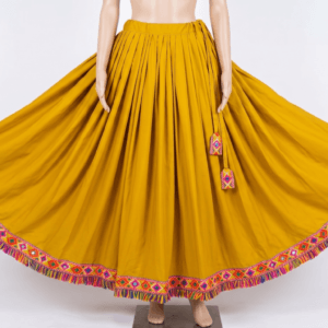 Solid Color Lehengas With Different Border Styles (08m Gher)